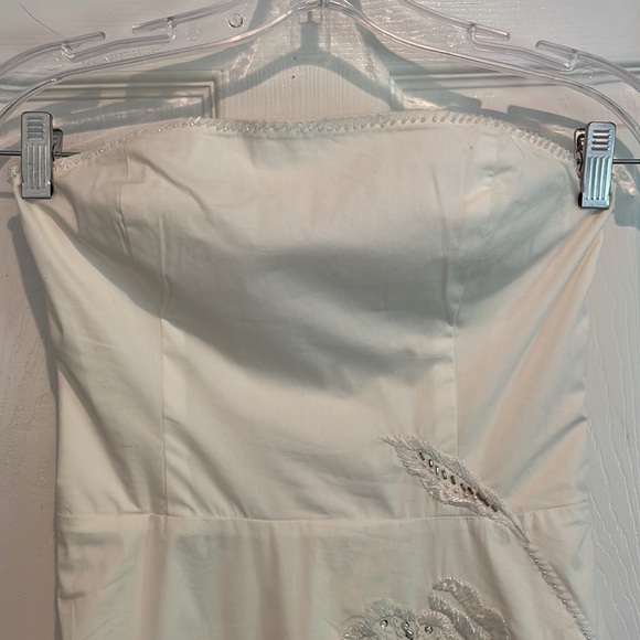 BCBG Maxazria Dress Size 0 - Picture 4 of 12